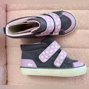 NWT See Kai Run Kids High-Top Sneakers with Floral Straps, size 10